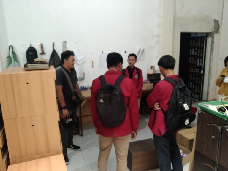 Terapkan Kuliah Berbasis Teaching Factory, Mahasiswa Program Studi Sarjana Terapan Agribisnis Unggas Fakultas Vokasi UMM Kuliah Praktek di Mitra Jaya Company
