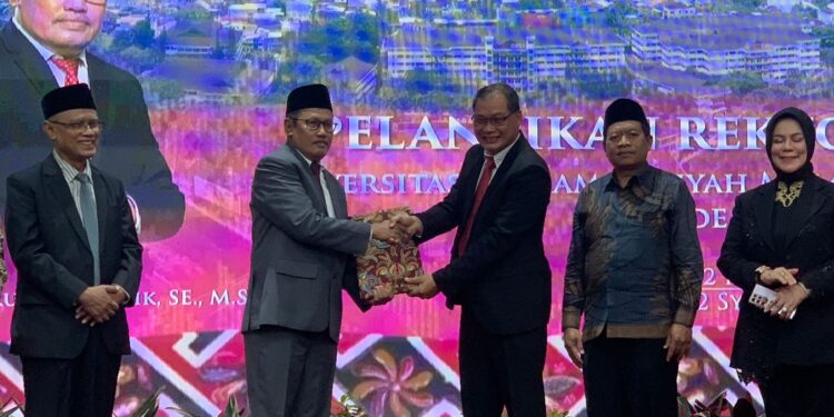 Prof Nazaruddin Malik Resmi Dilantik Sebagai Rektor UMM 2024-2028